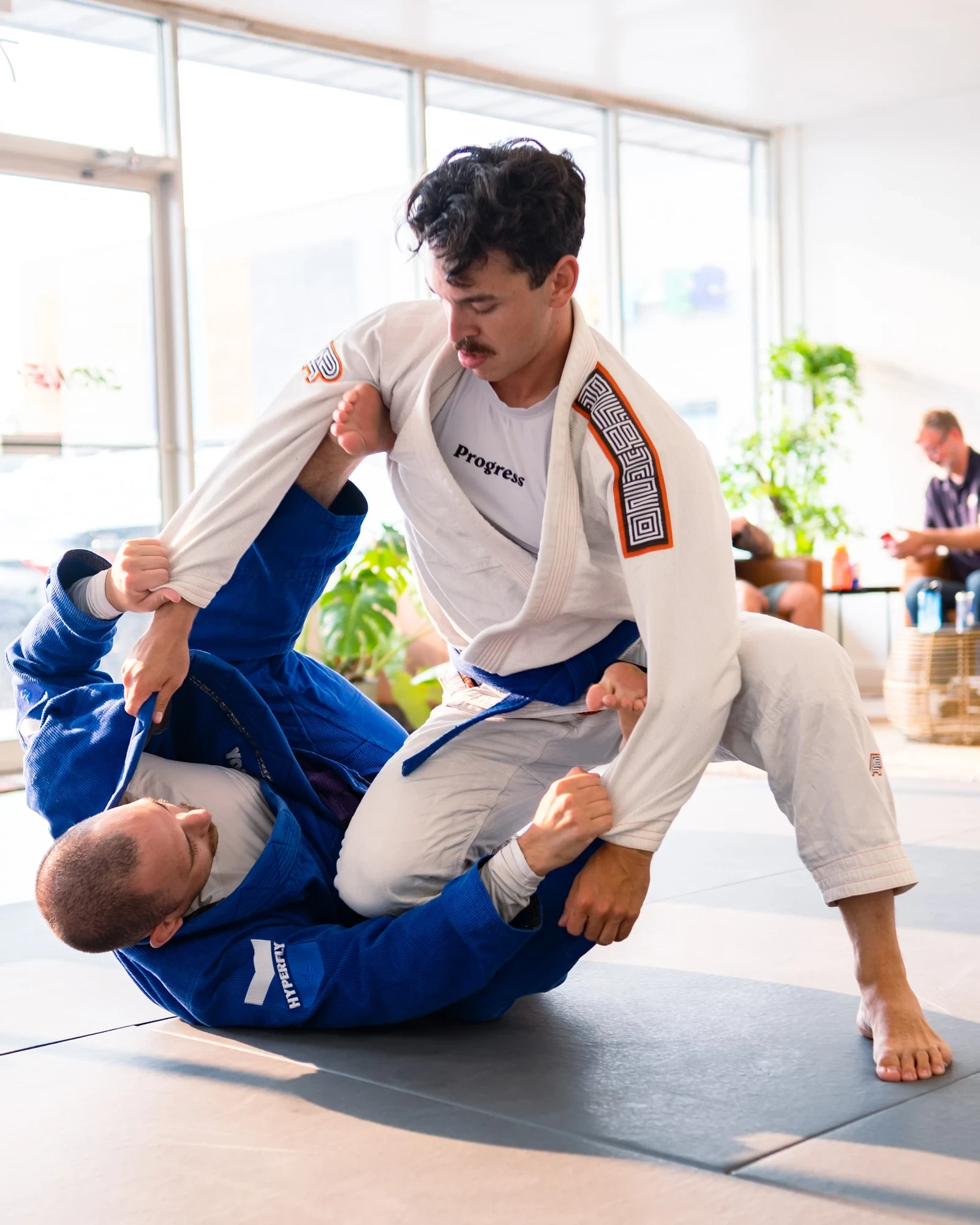 Students training at Shonen Jiu Jitsu